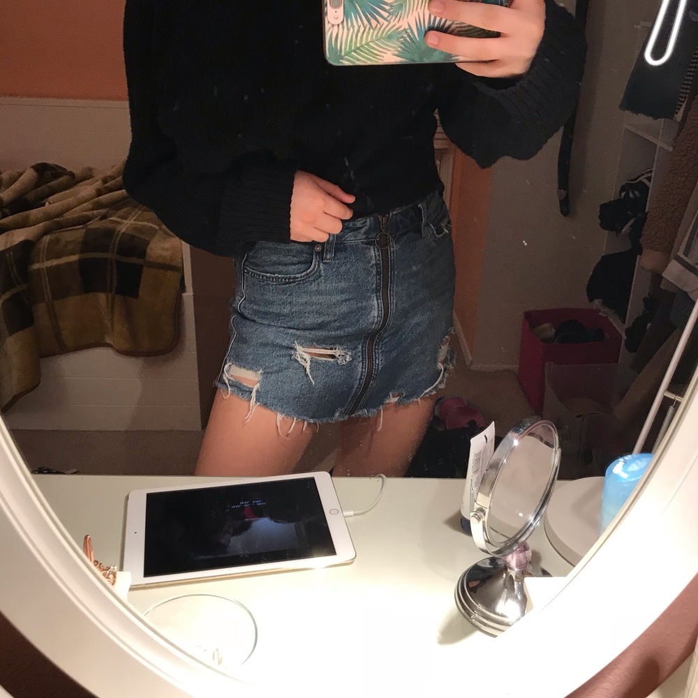 Distressed Free People mini skirt